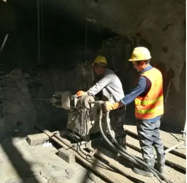 新宁水下抗分散灌浆料特点 水下不分散注浆料介绍